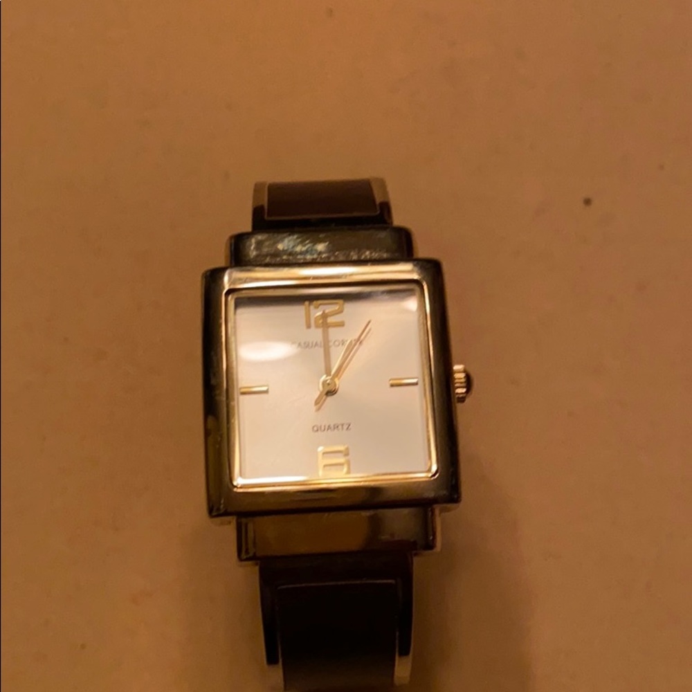 Bracelet watch with leather and gold